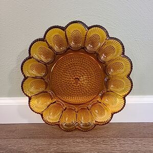 Amber glass egg tray